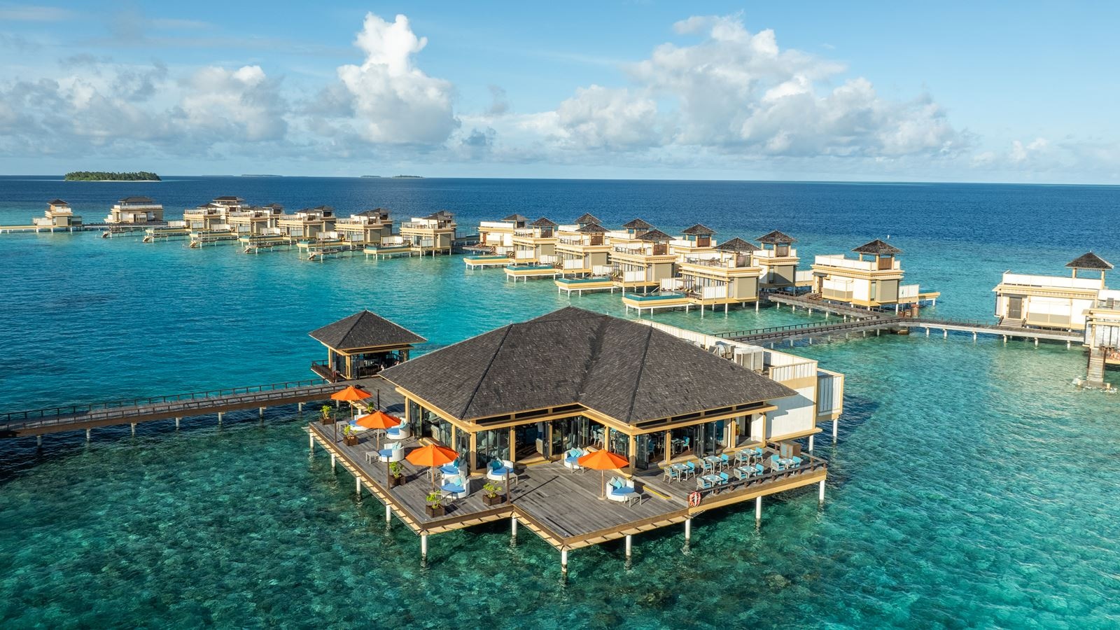 restaurants-azzurro-restaurant-and-bar