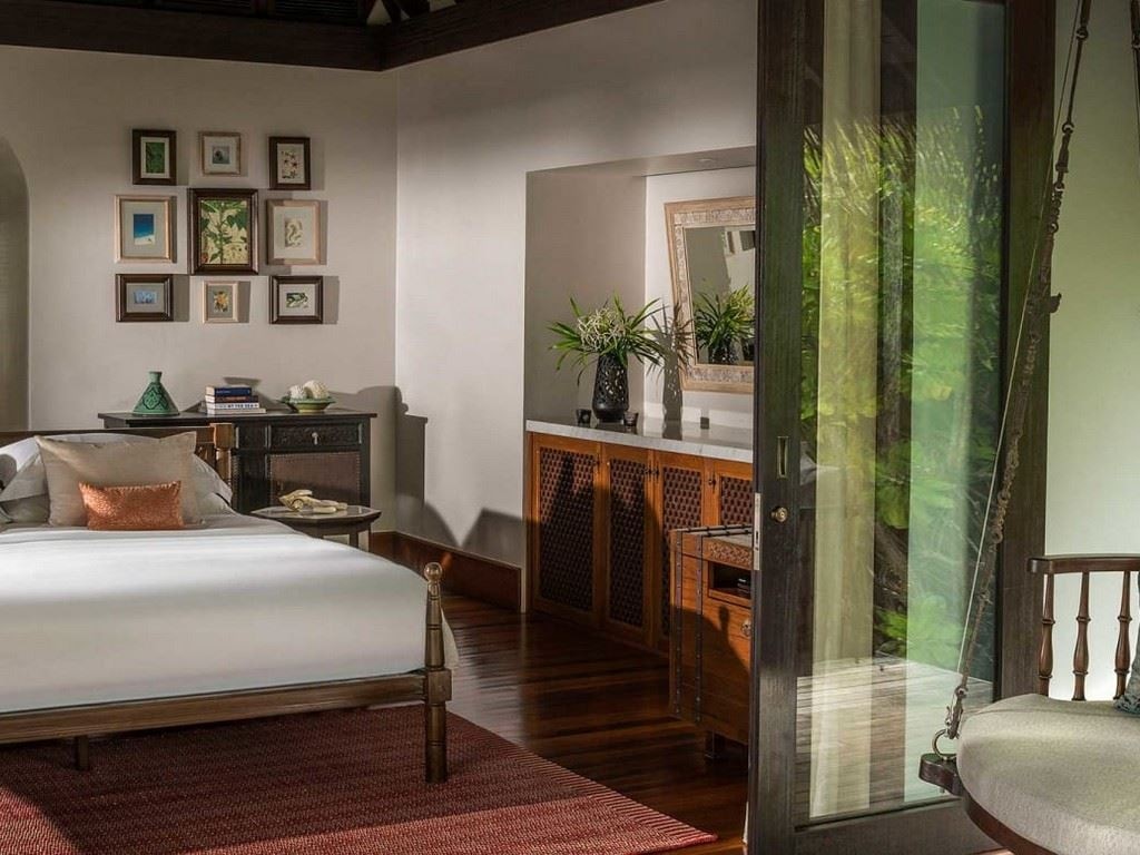 rooms-sunset-beach-pool-villa