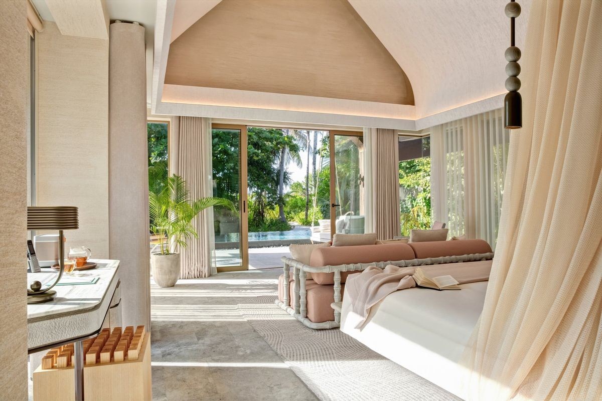 rooms-beach-pool-villa