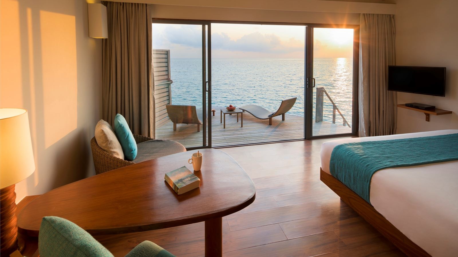 rooms-overwater-villa-with-swirl-pool