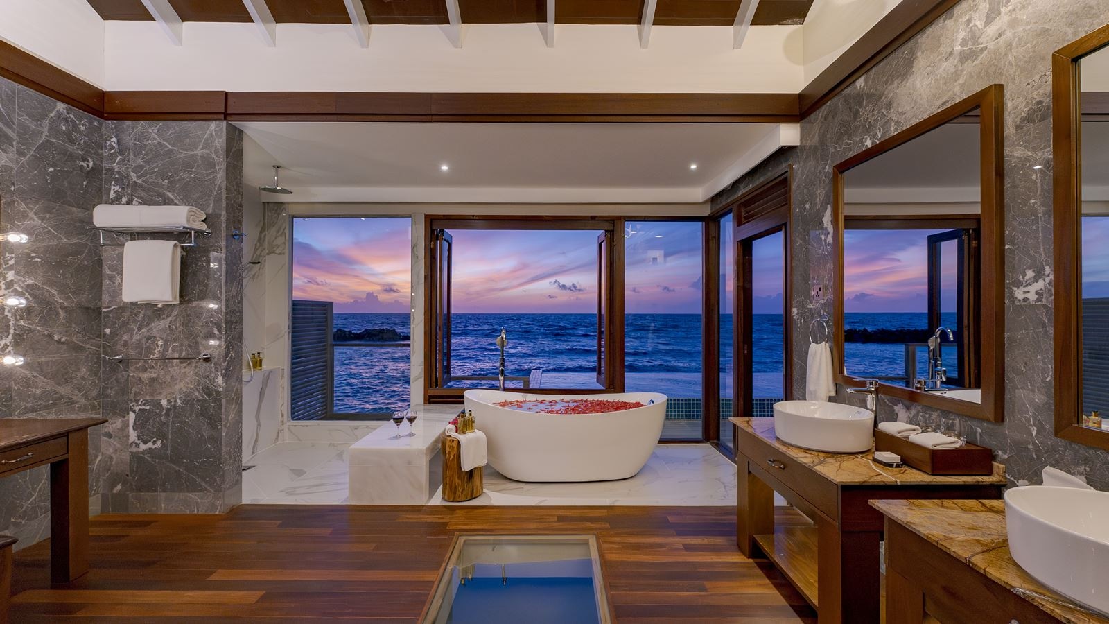 rooms-water-villa
