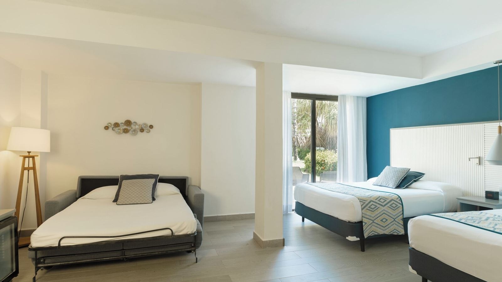 rooms-privileged-family-deluxe-junior-suite