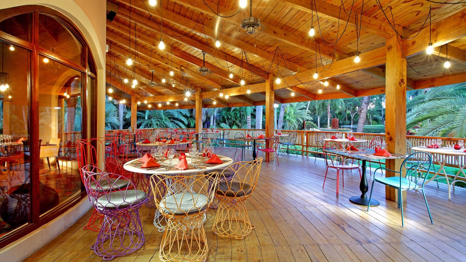 restaurants-la-adelita