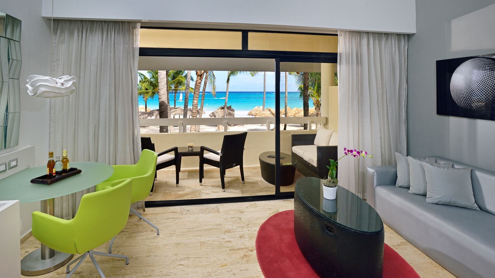 rooms-royal-service-ocean-front