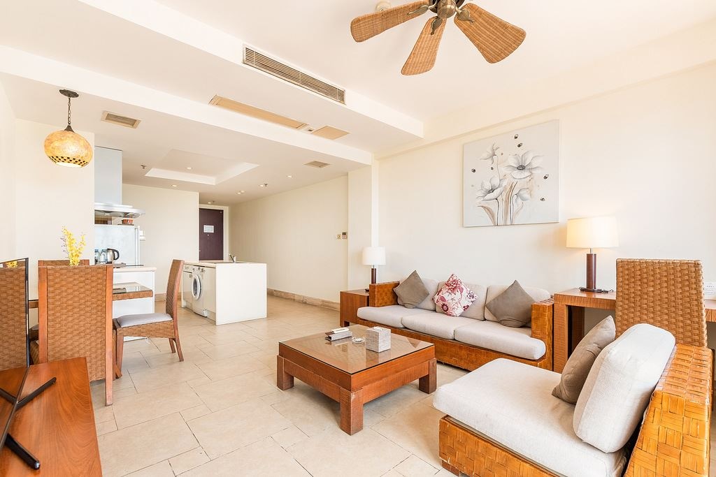 rooms-two-bedroom-suite-with-garden-view-and-kitchen