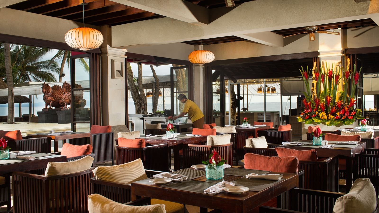 restaurants-beach-club-restaurant