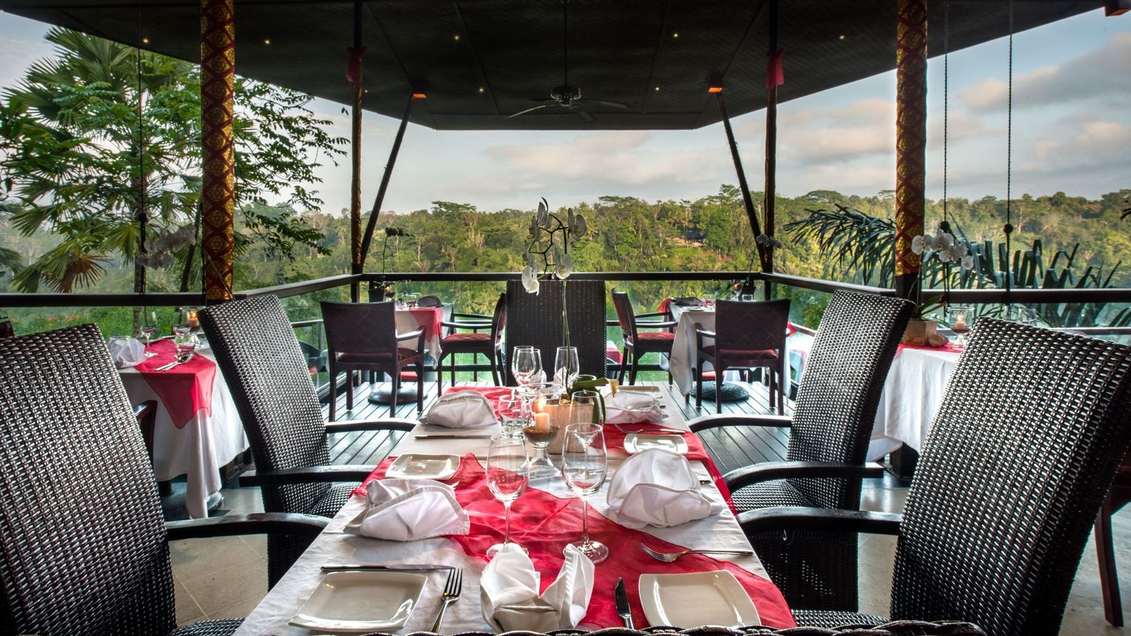 restaurants-la-view-restaurant