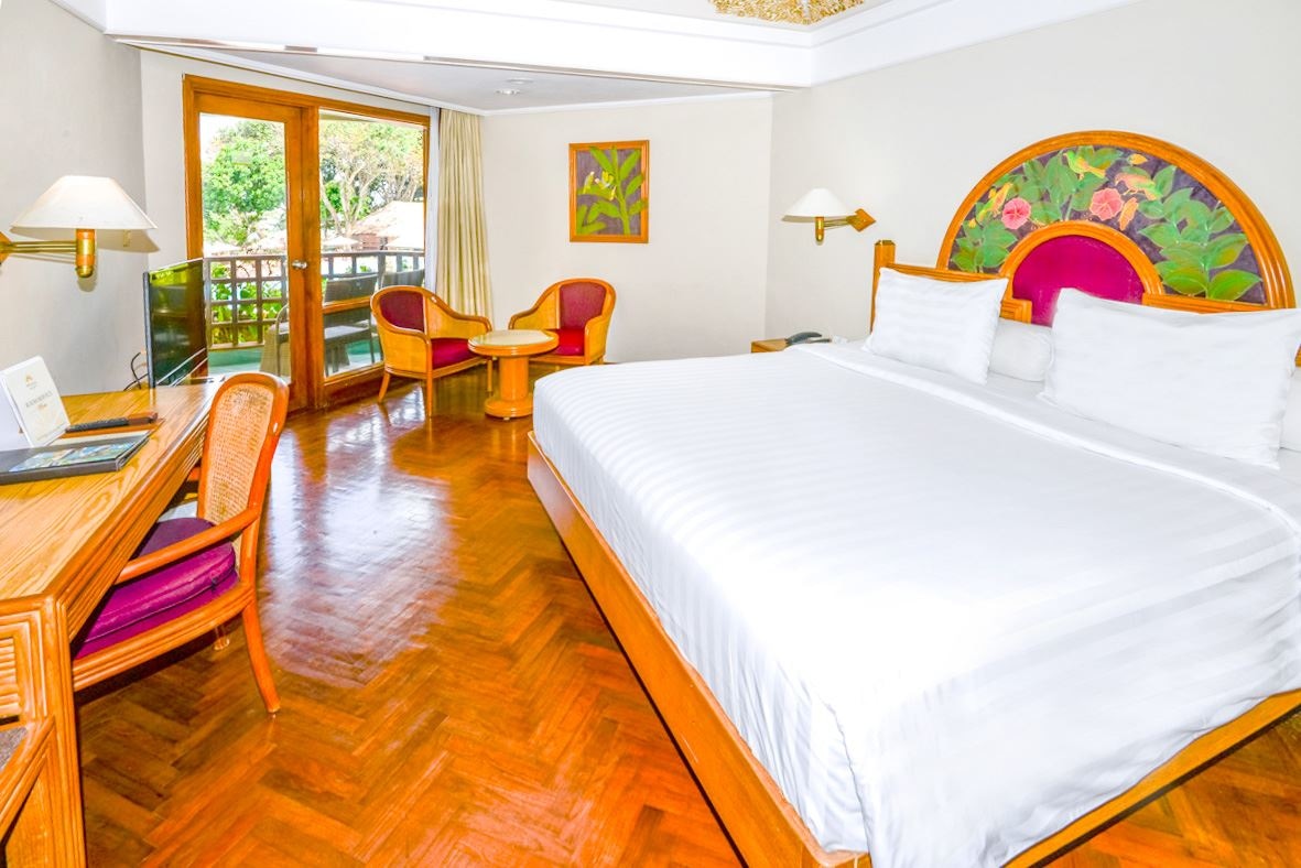 rooms-deluxe-sea-view