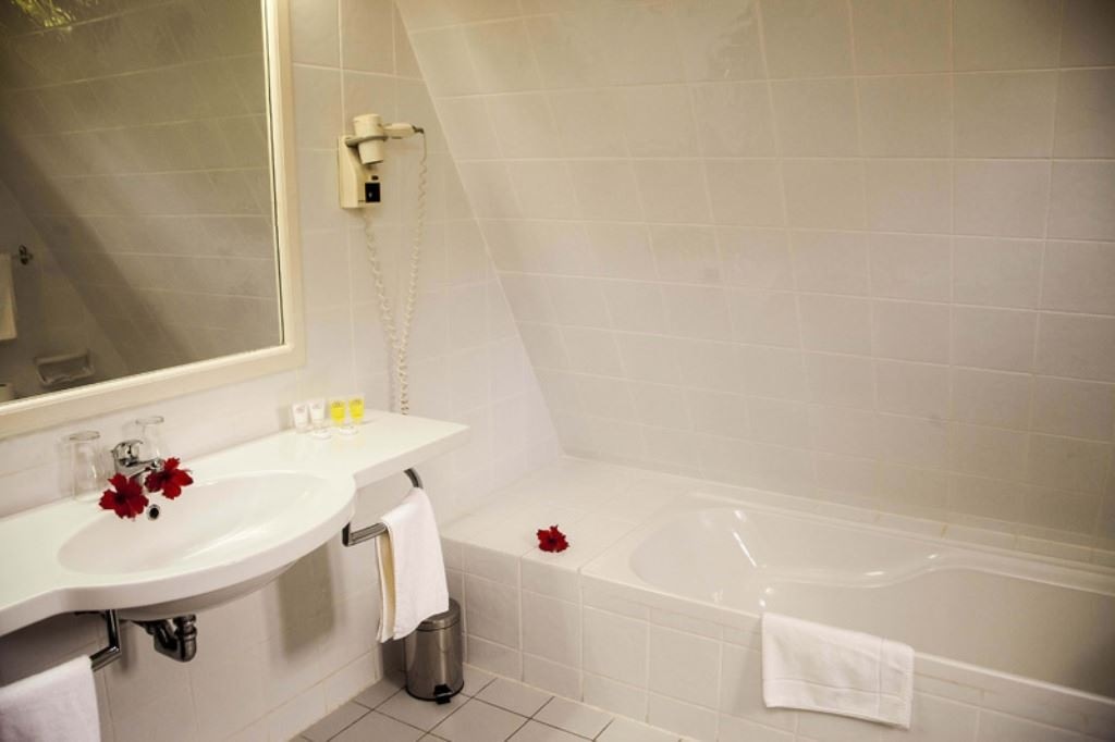 rooms-aframe-garden-chalet