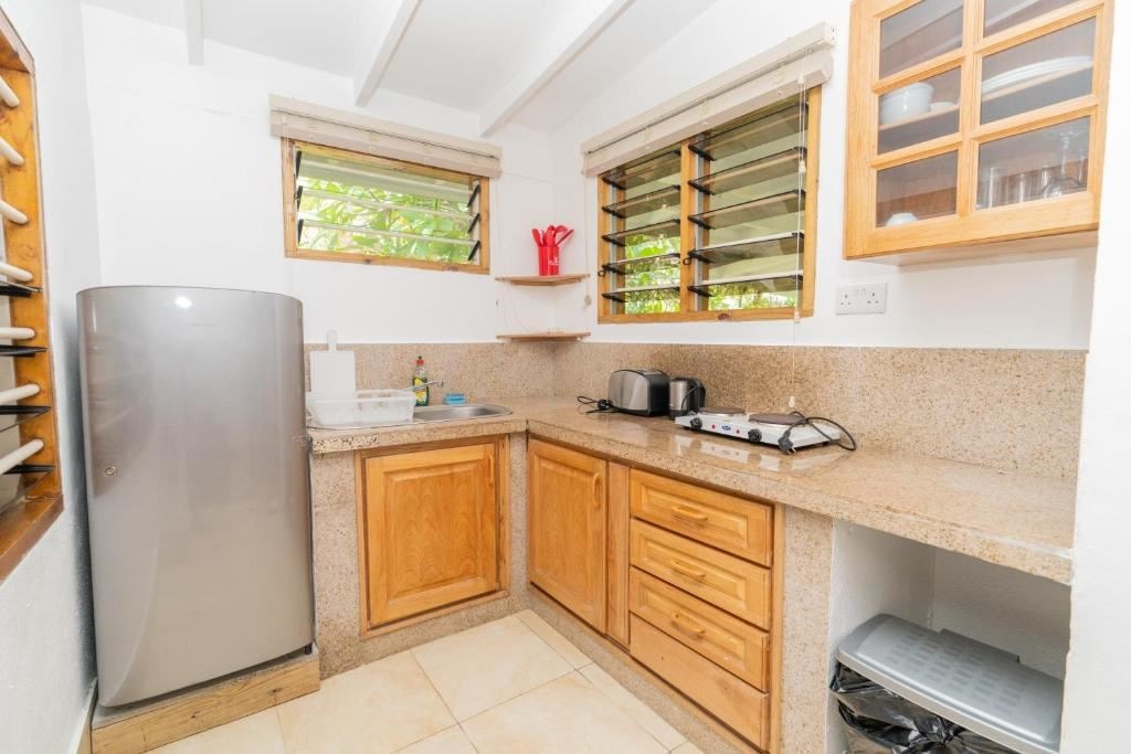 rooms-standard-room-triple