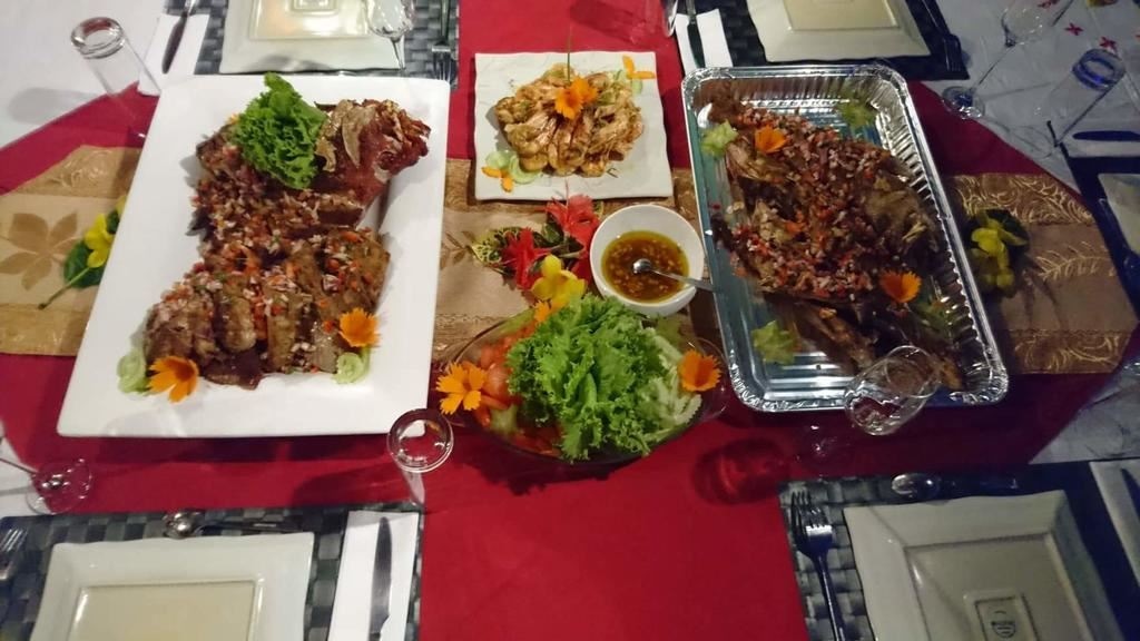 restaurants-restaurant