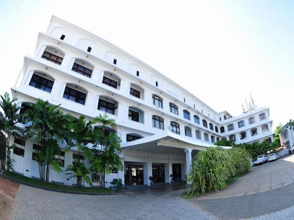 general-main-building