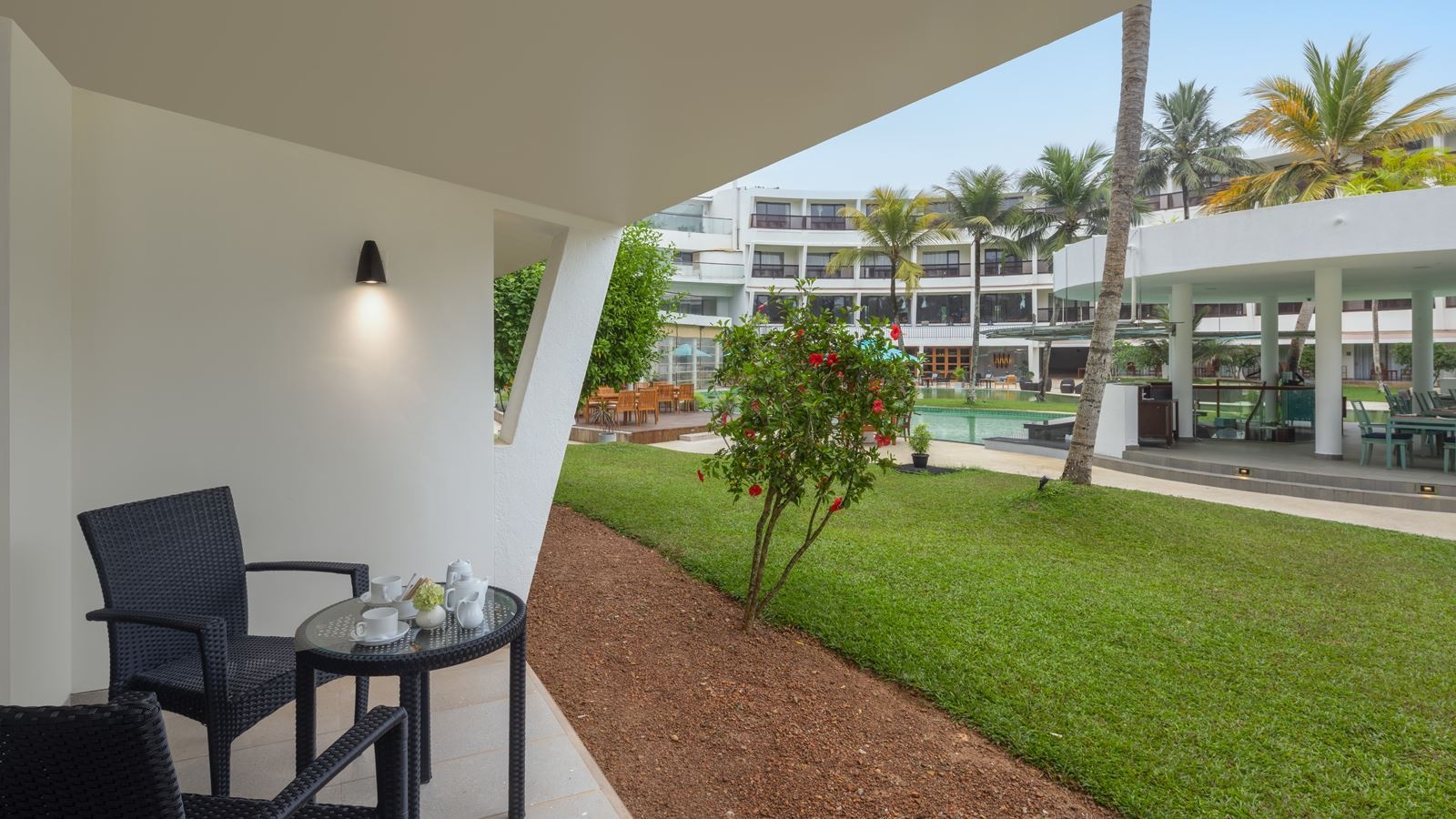 rooms-deluxe-garden-view