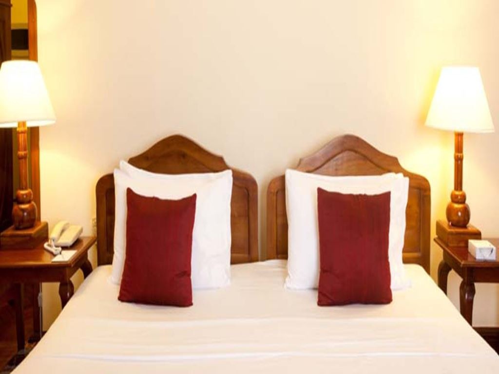 rooms-colonial-rooms