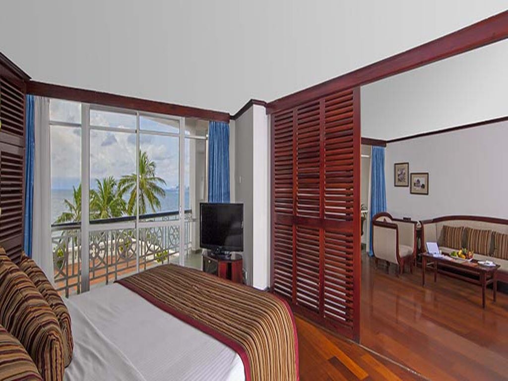 rooms-ocean-view-suite