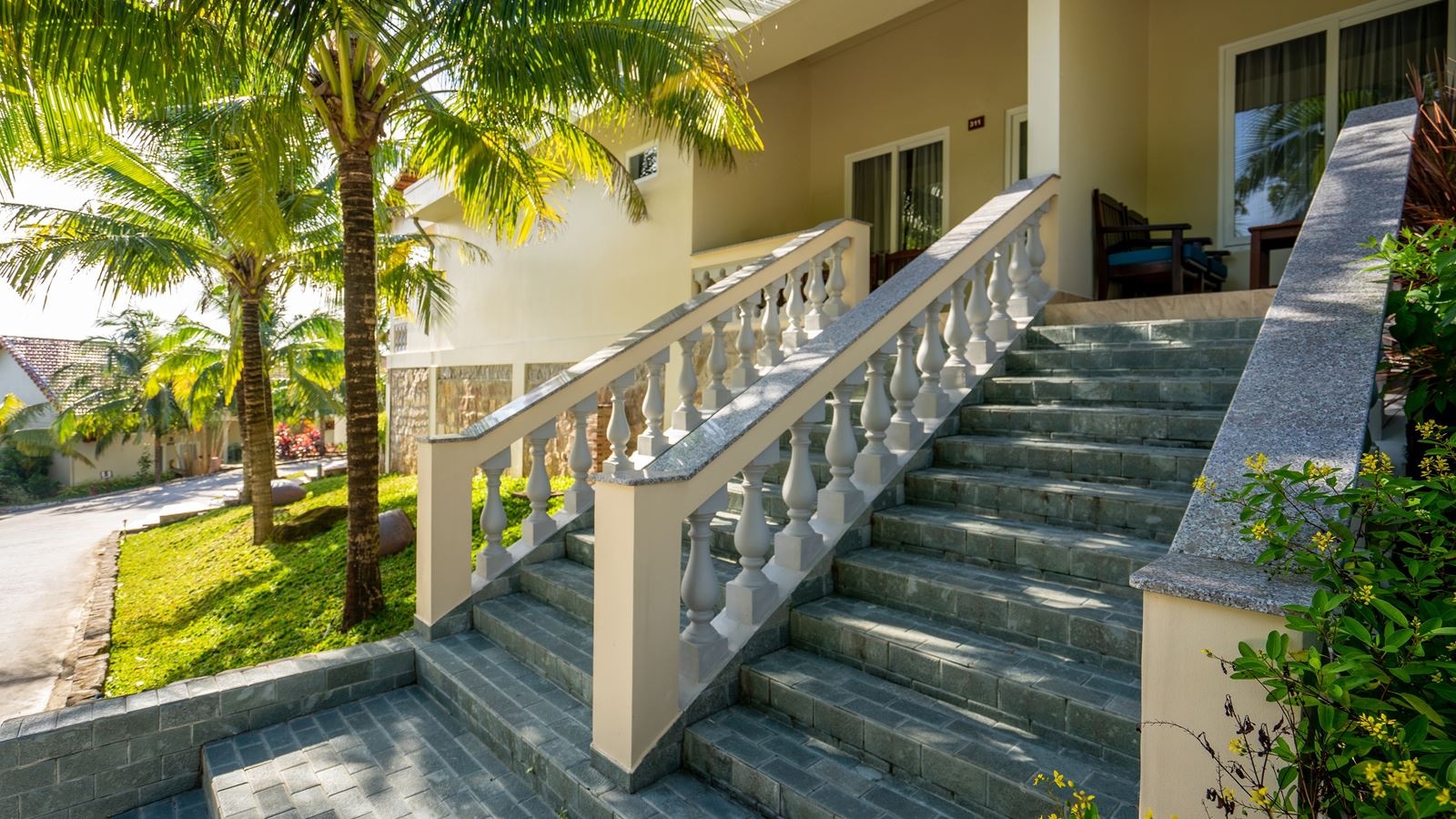 rooms-deluxe-gardenview