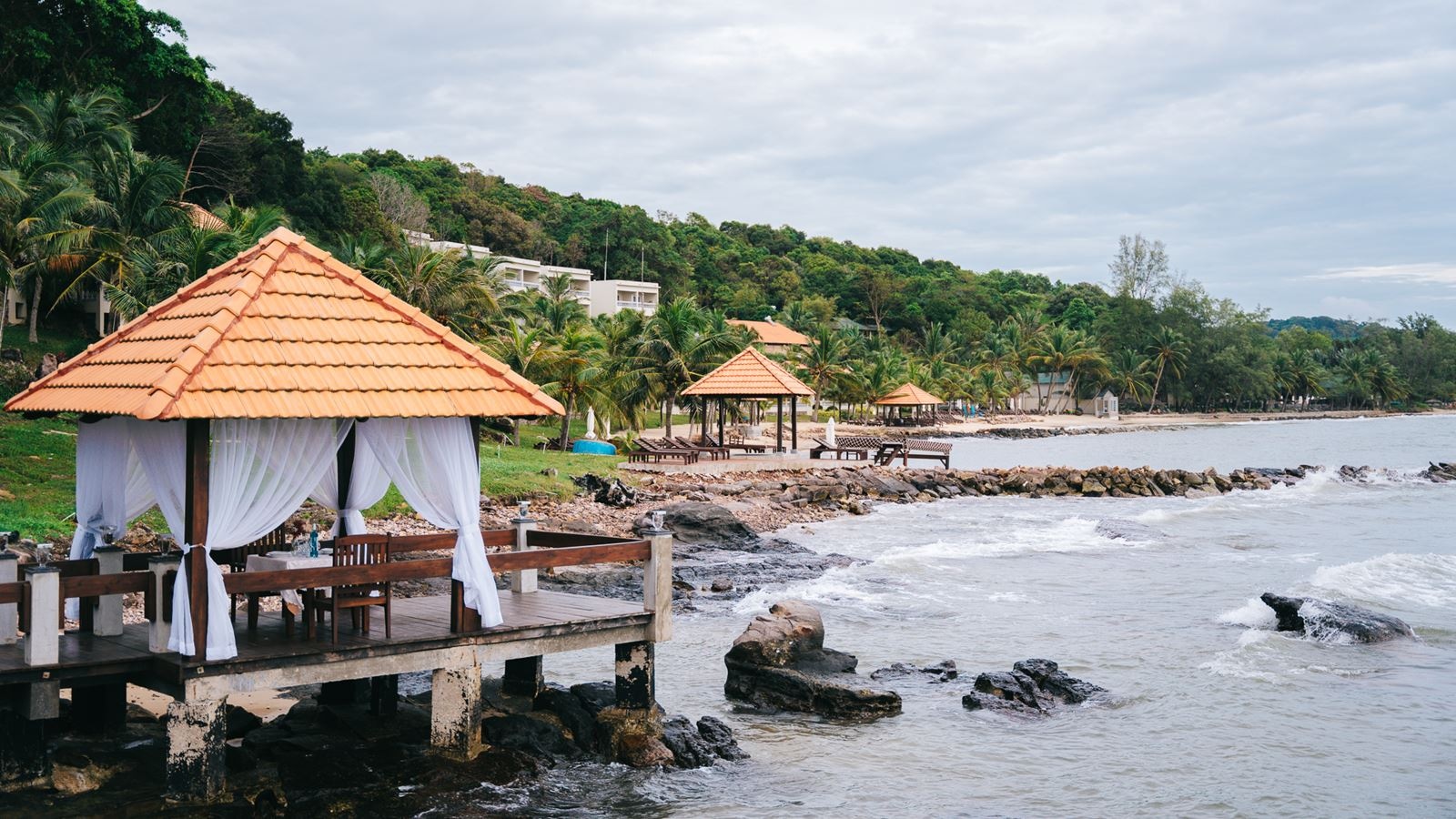 restaurants-sunset-restaurant