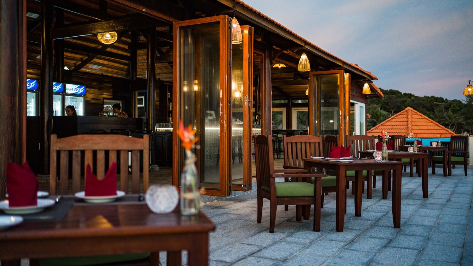 restaurants-sunset-restaurant