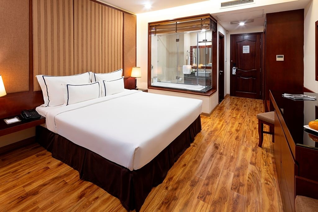 rooms-premier-sakura-window