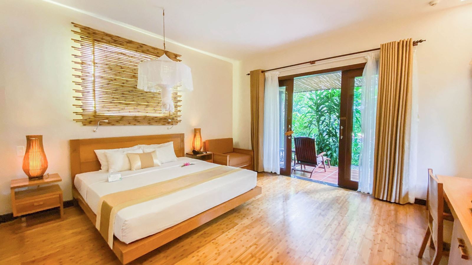 rooms-serene-oasic-bungalow-garden-view-child-without-extra-bed