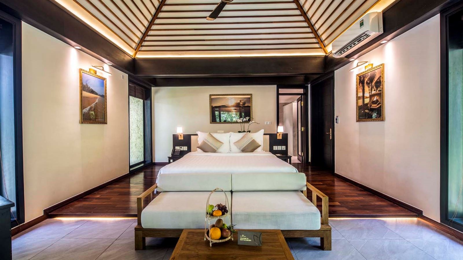 rooms-deluxe-bungalow-sea-view-child-without-extra-bed