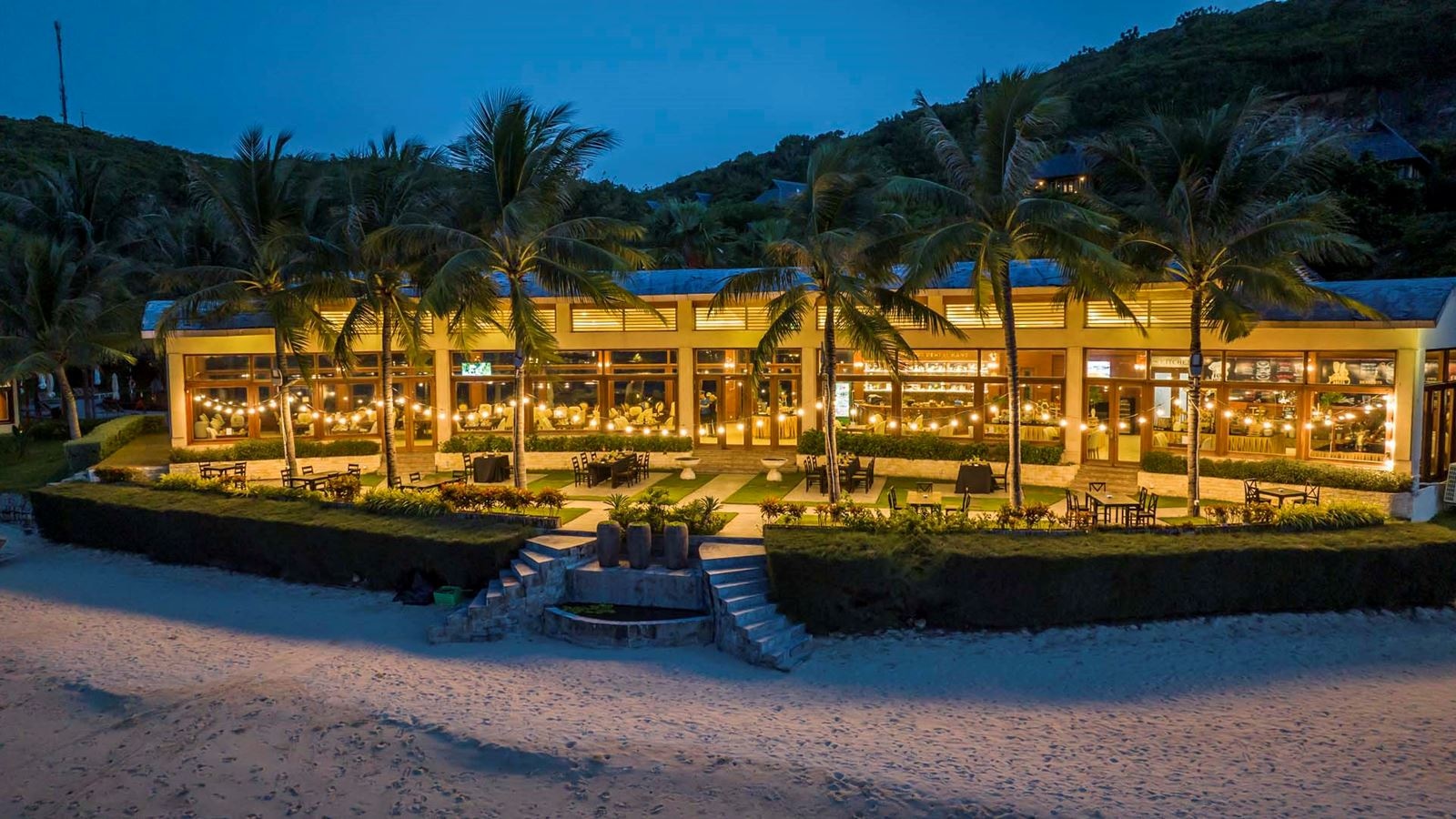 restaurants-sea-breeze-restaurant