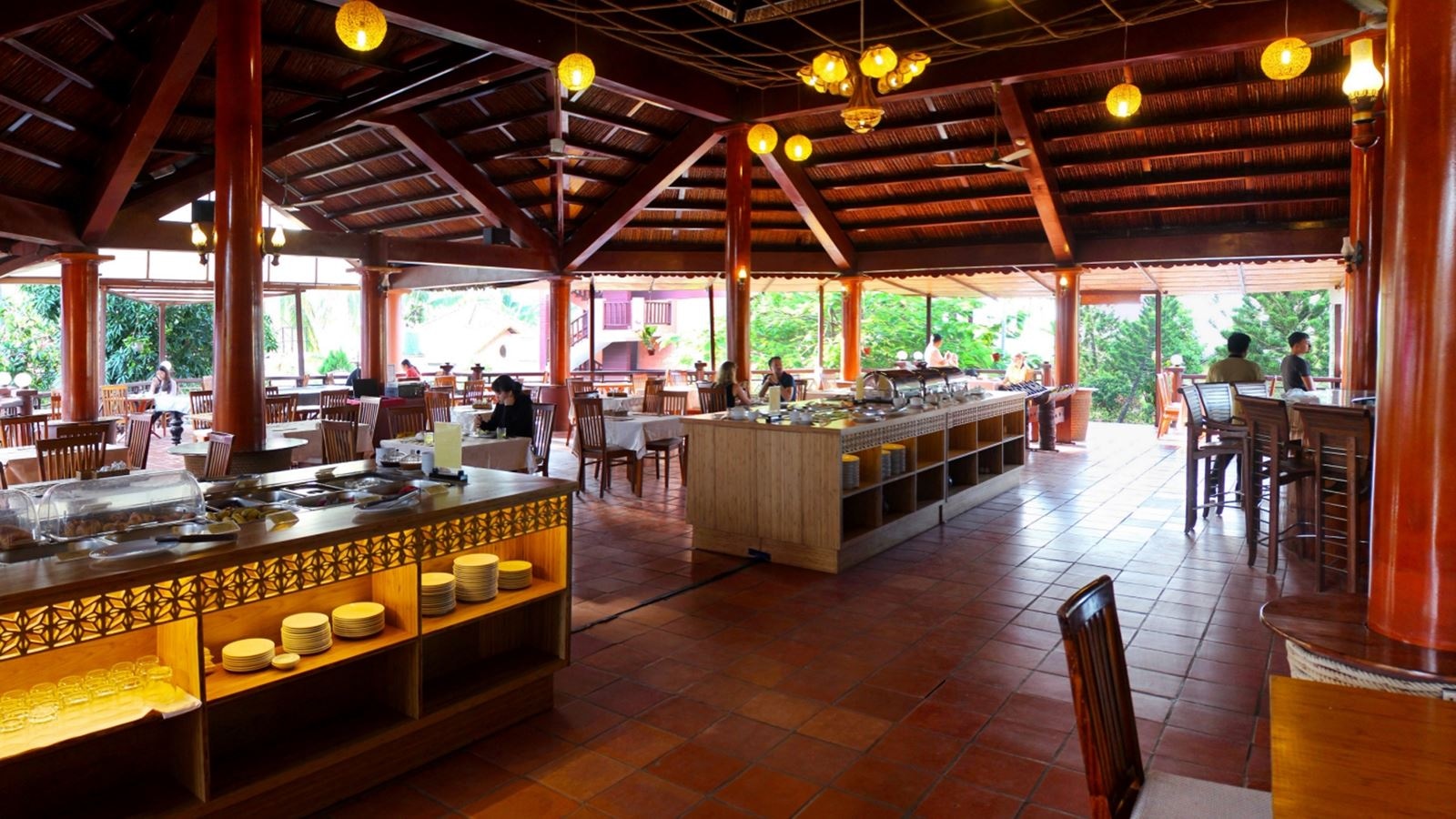 restaurants-restaurants