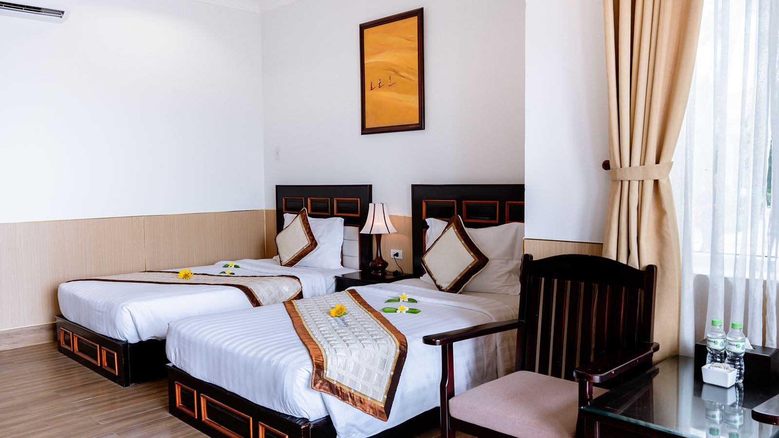 rooms-villa-beachfront-with-terrace