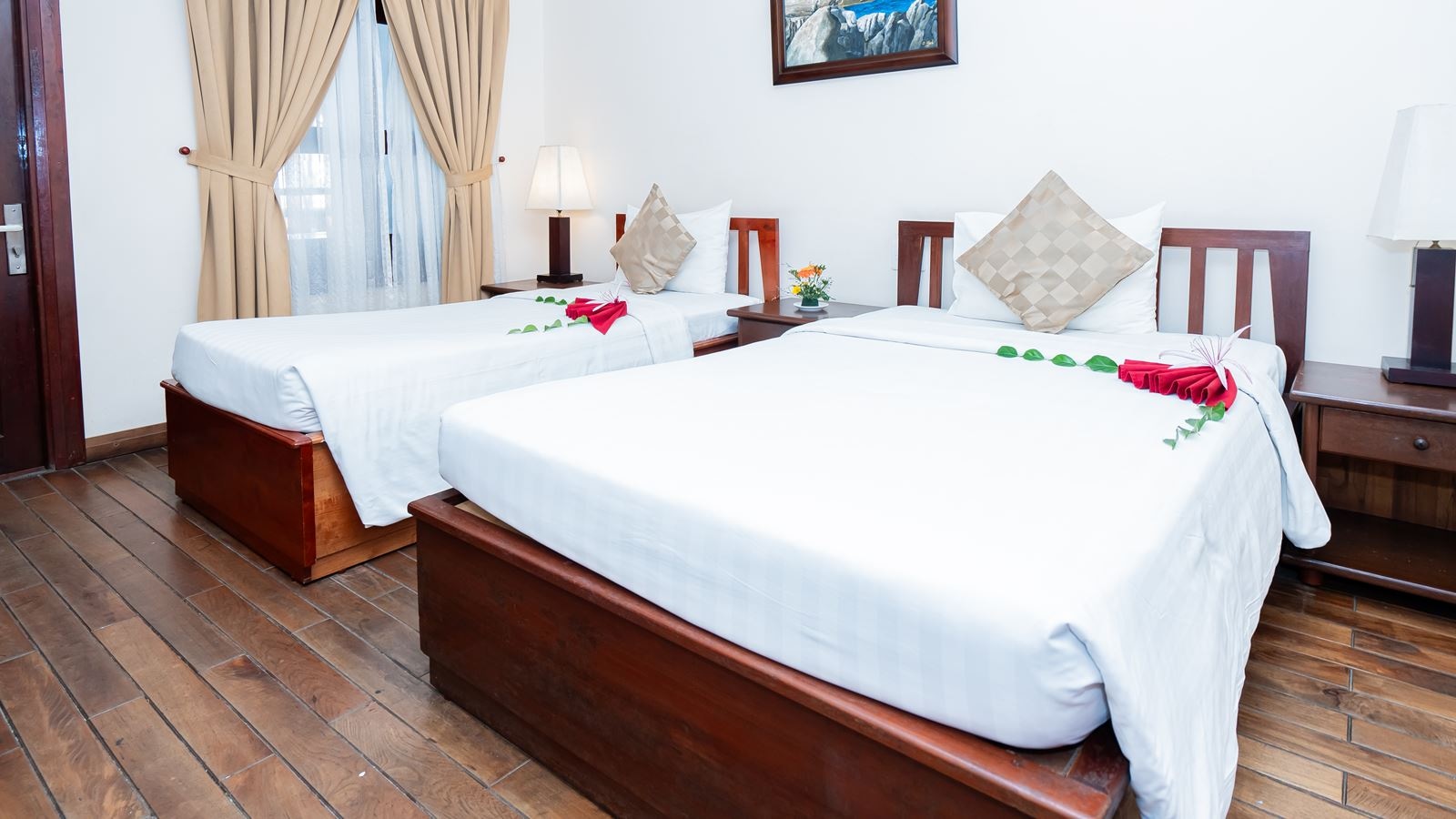 rooms-deluxe-seaview