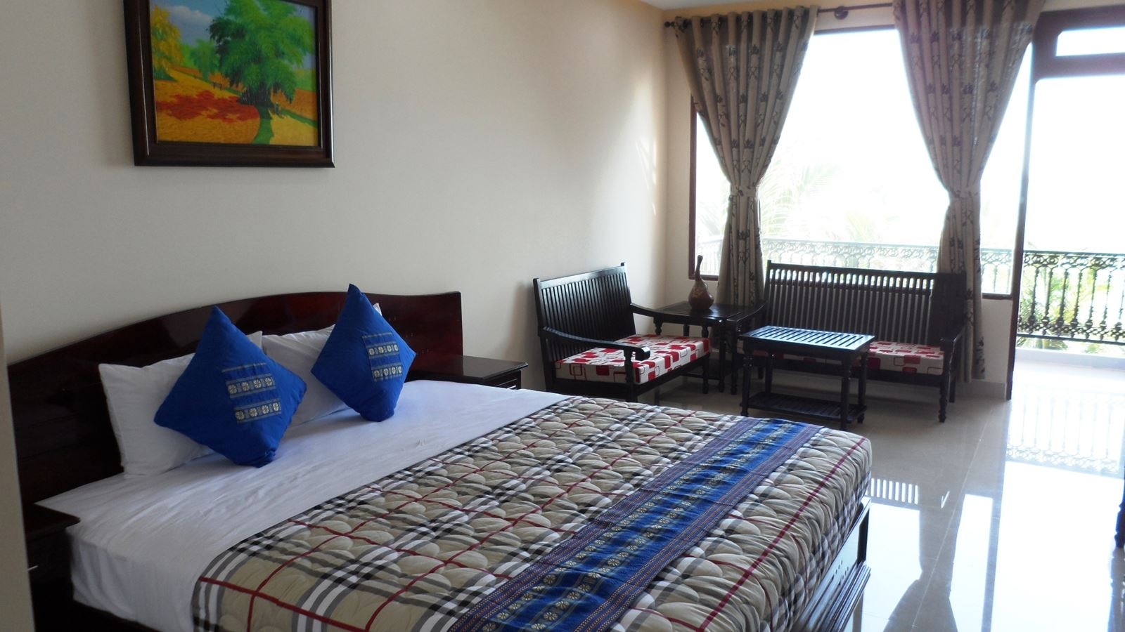 rooms-room-deluxe-ocean-or-garden-view-balcony-child-without-extra-bed