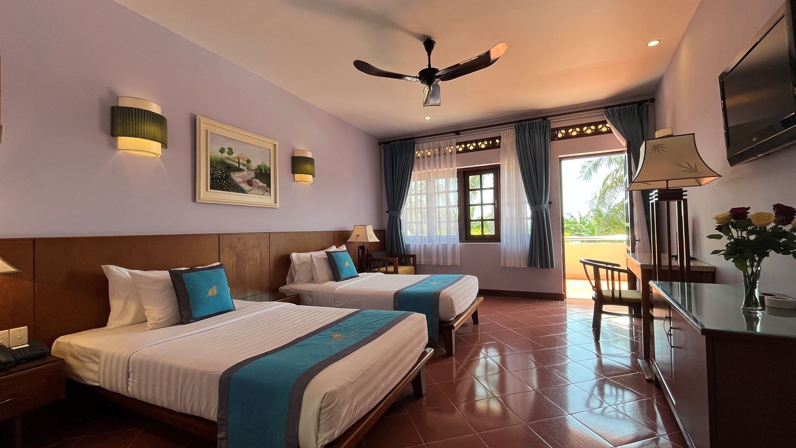 rooms-deluxe-room-with-balcony-child-without-extra-bed