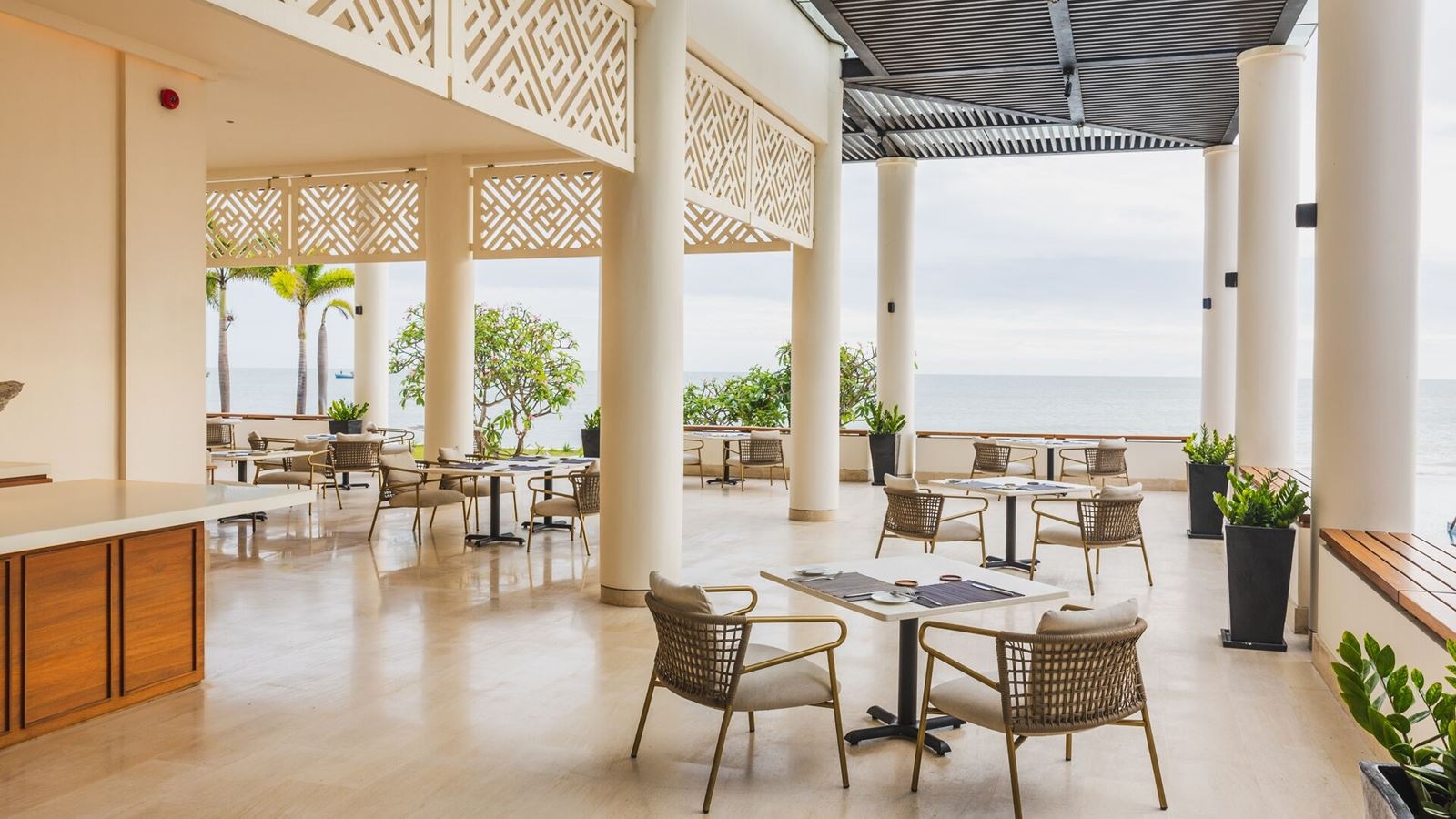 restaurants-the-terrace