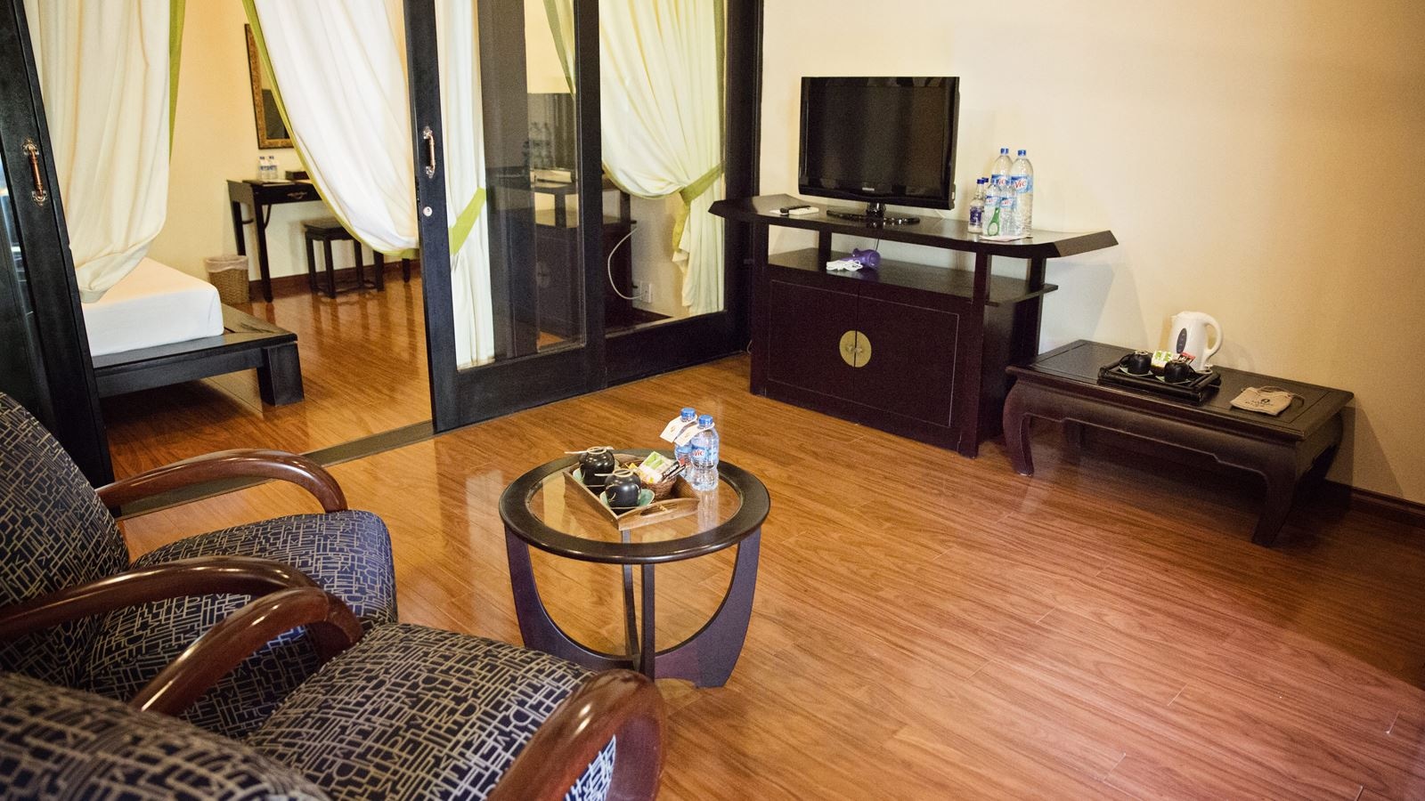 rooms-deluxe-family-balcony-or-terrace