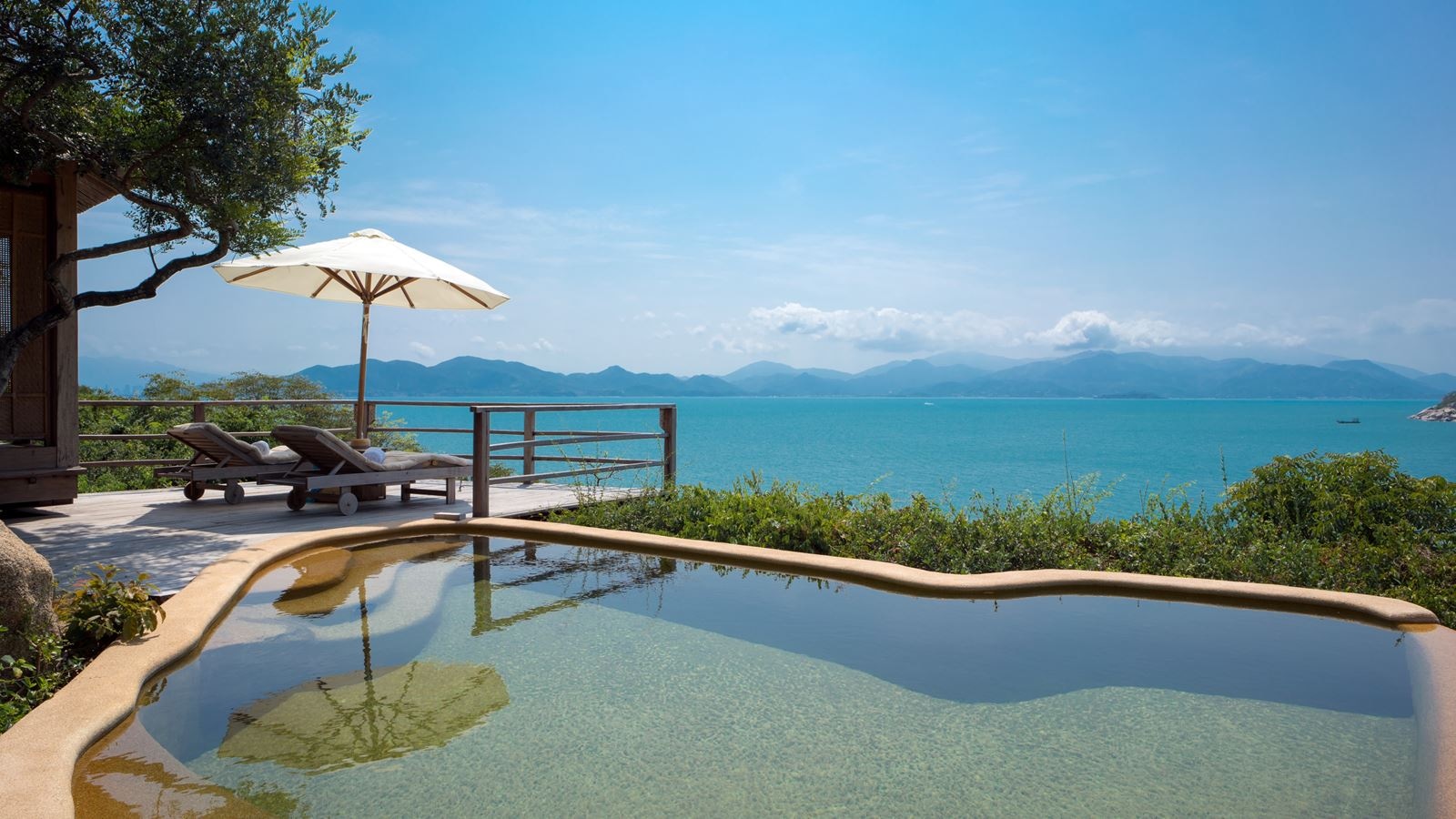 rooms-hill-top-pool-villa