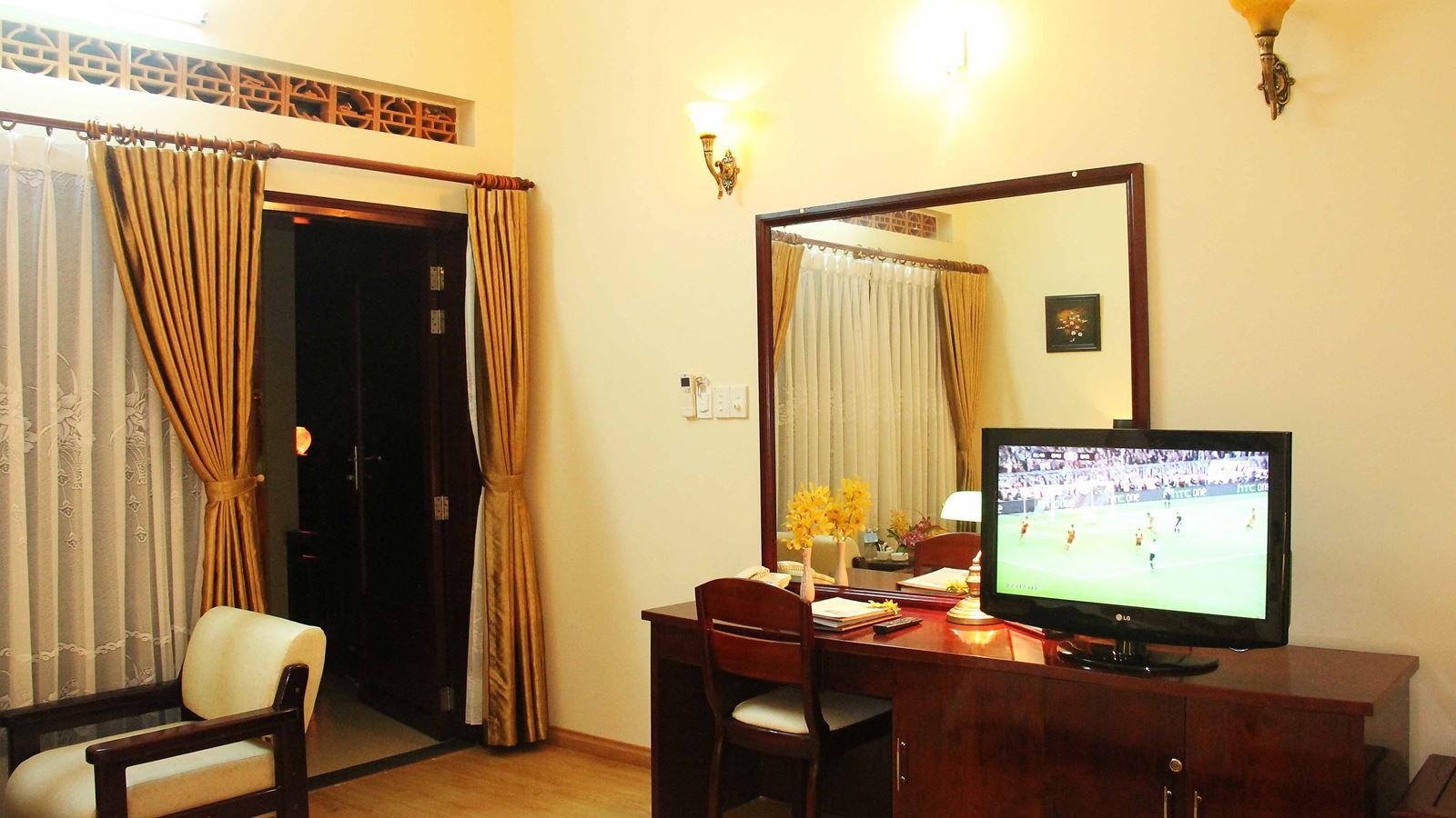 rooms-bungalow-ocean-view-at-sea-side-with-balcony-child-without-extra-bed