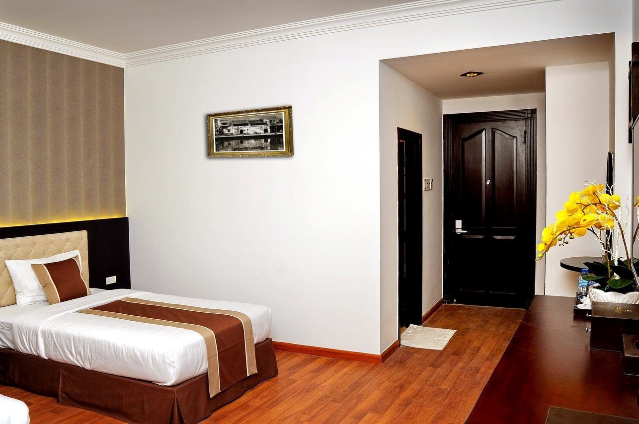 rooms-deluxe-city-view