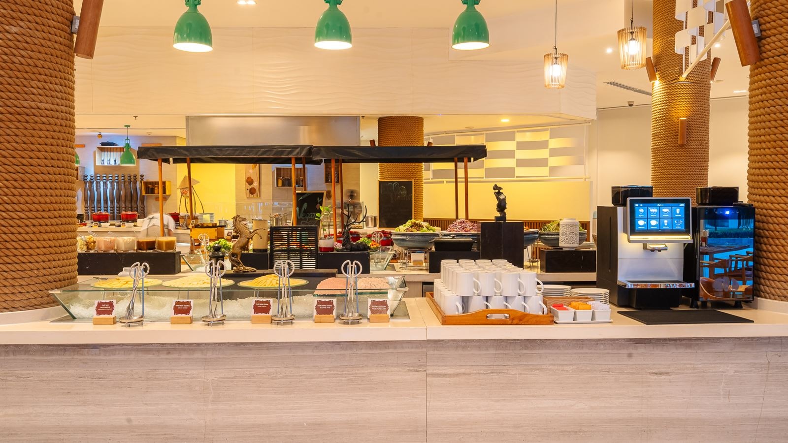 restaurants-the-kitchen-restaurant