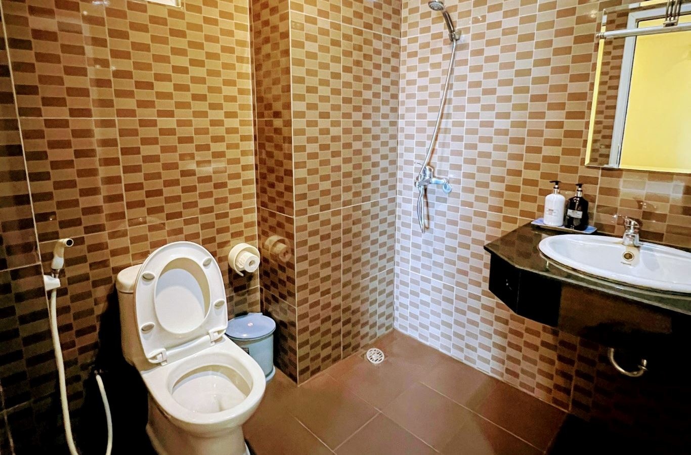 rooms-standard-twin-room-no-view