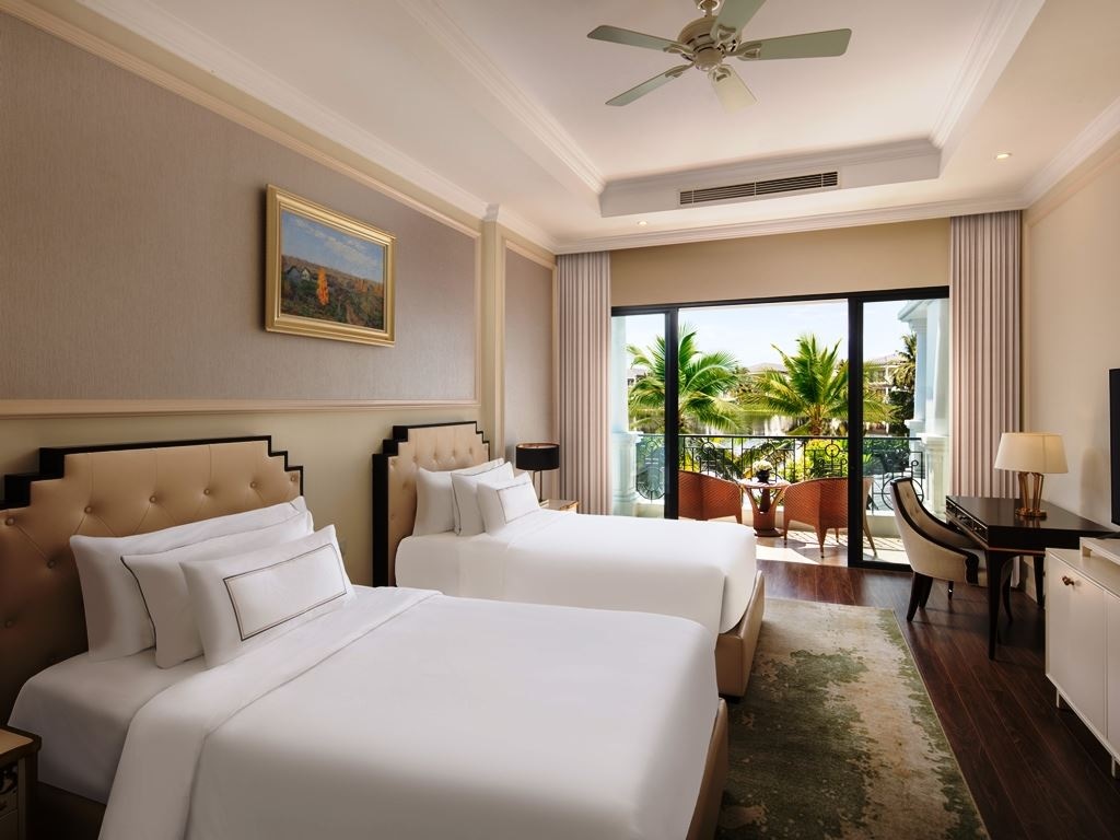 rooms-3bedroom-villa-lakeview-with-private-pool-n0-extra-bed