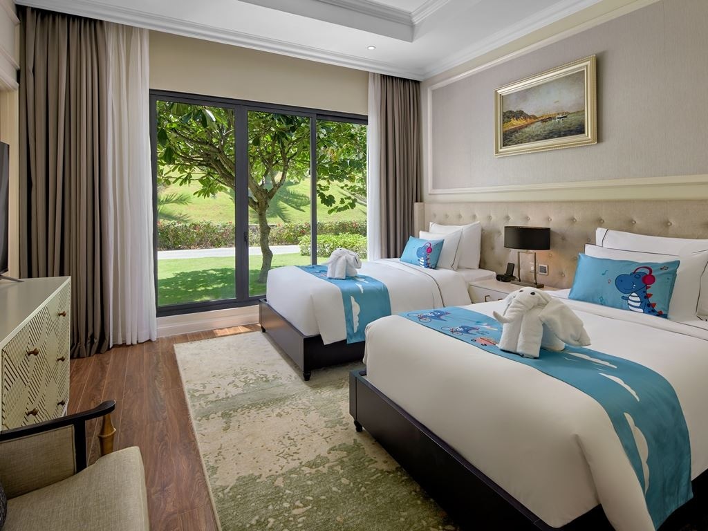 rooms-the-level-3bedroom-villa-beachfront-view-with-private-pool-n0-extra-bed