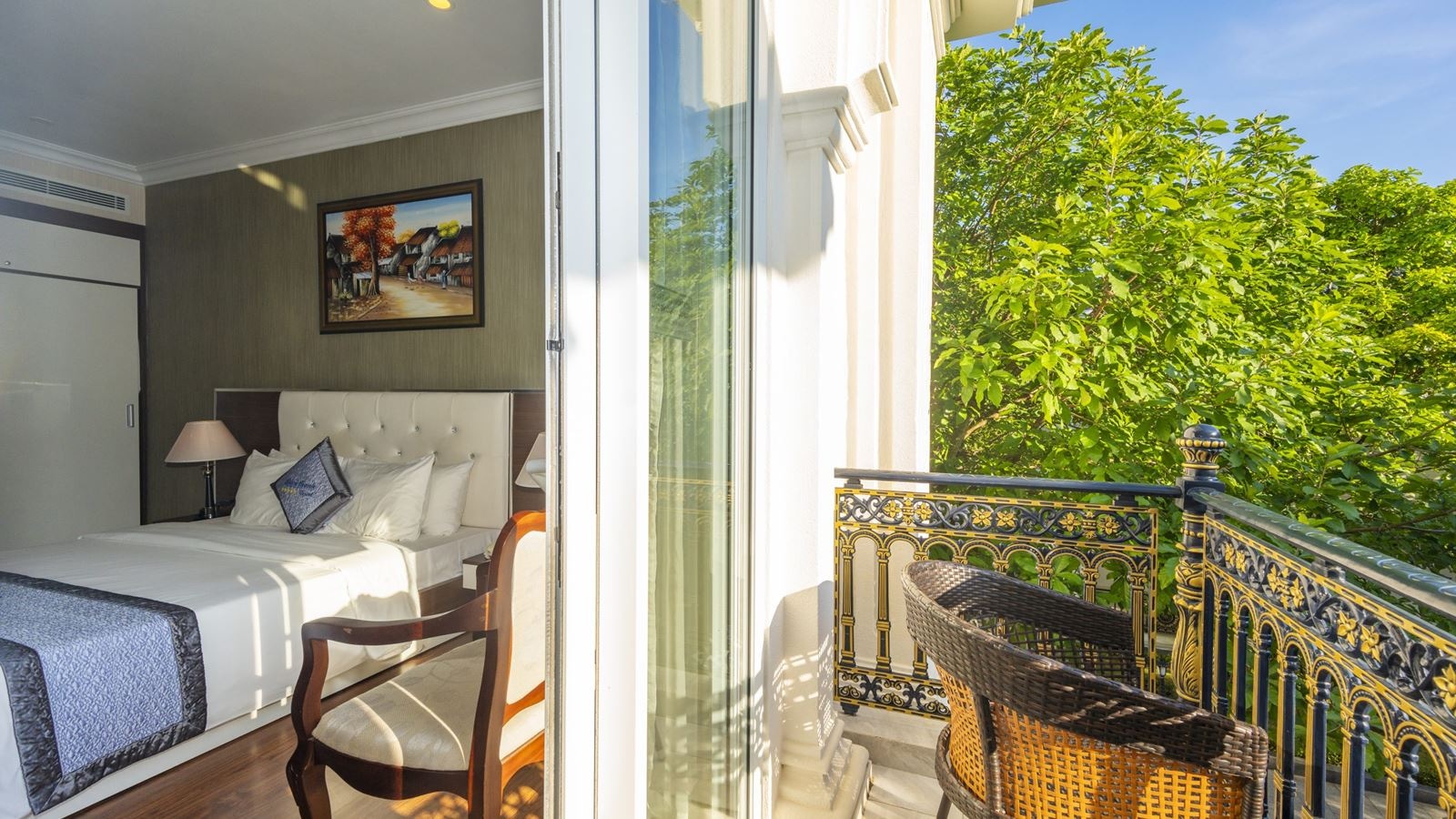 rooms-deluxe-garden-view-with-balcony-annex-building-child-without-extra-bed