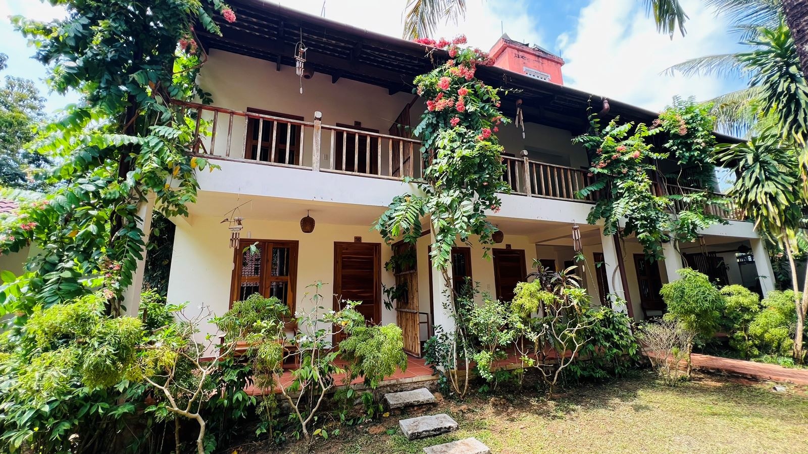 rooms-room-with-garden-view