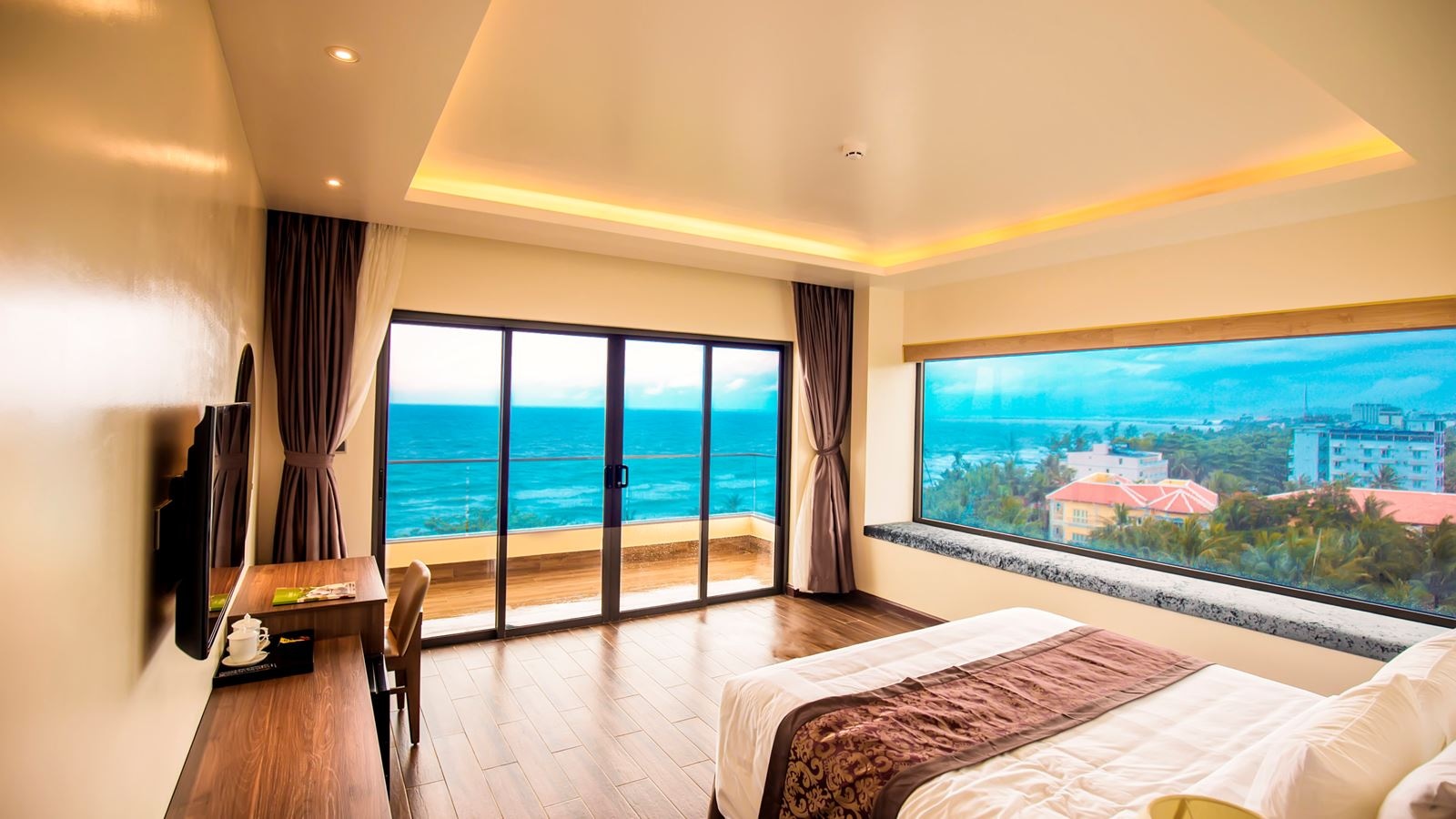 rooms-deluxe-double-room-with-panoramic-sea-view