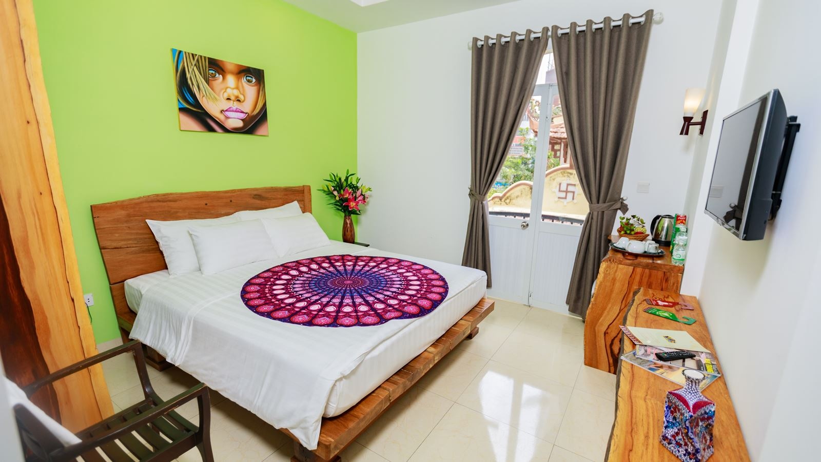 rooms-balcony-deluxe-room