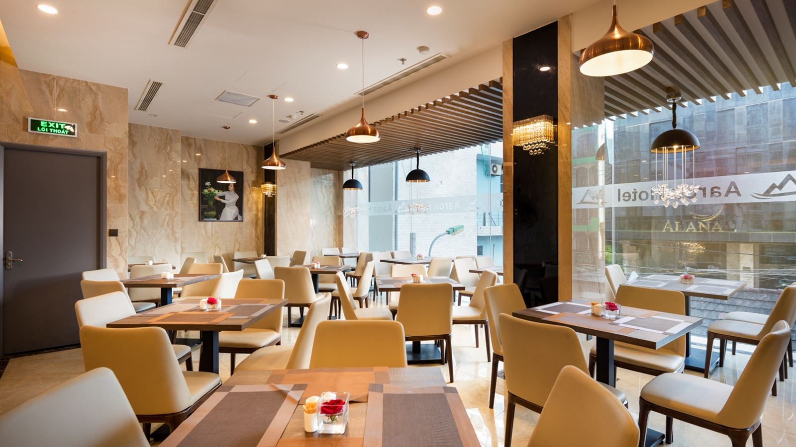 restaurants-aaron-restaurant