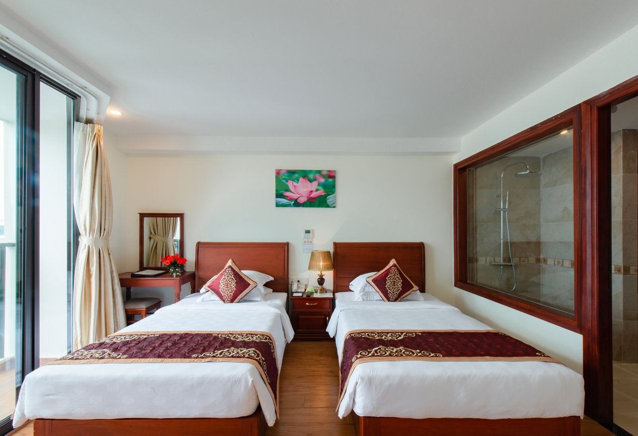 rooms-deluxe-balcony-child-without-extra-bed