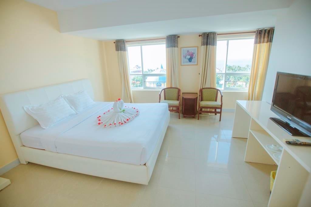 rooms-deluxe-family-sea-view