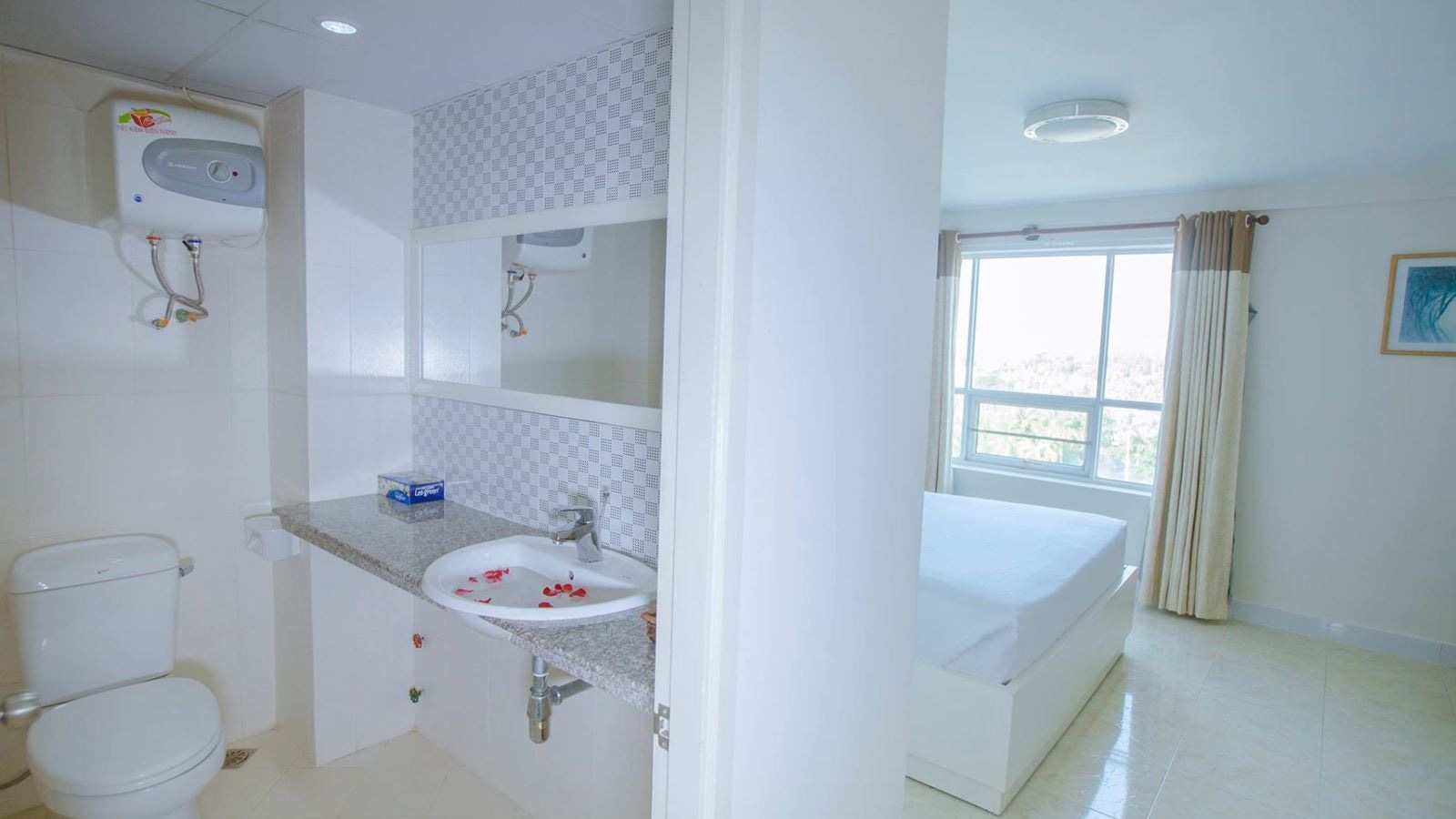 rooms-superior-city-view