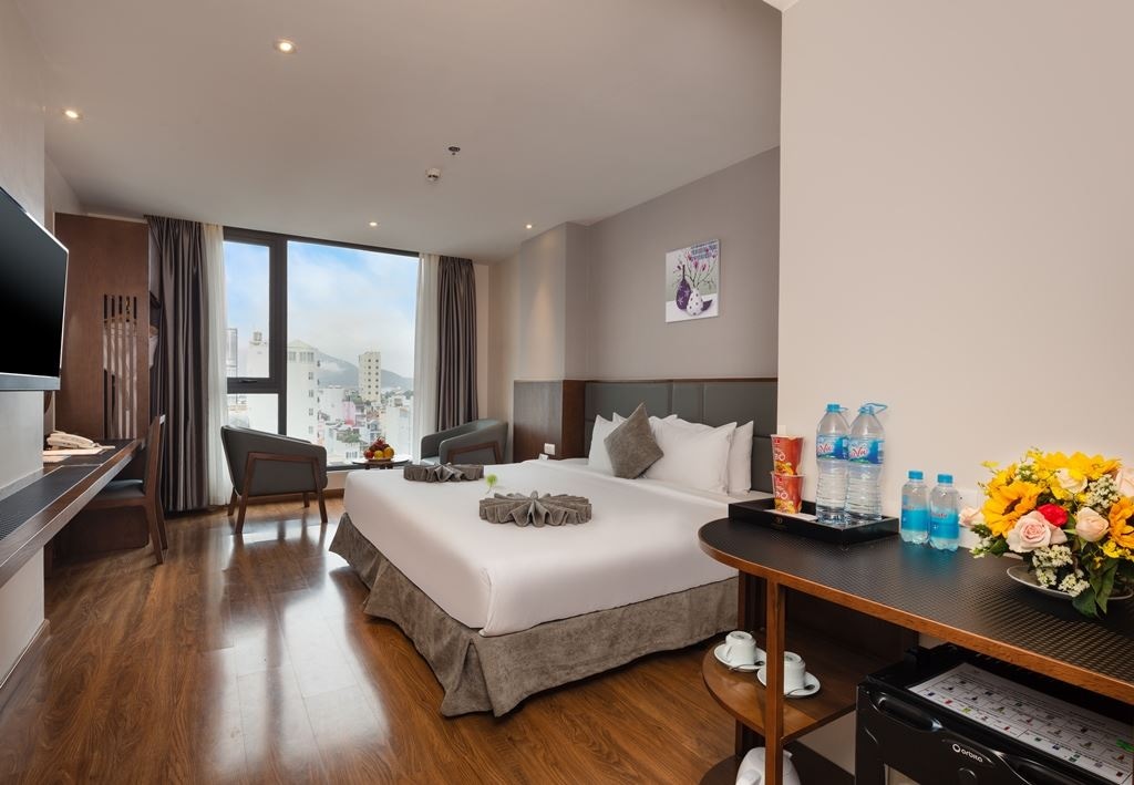 rooms-superior-city-view