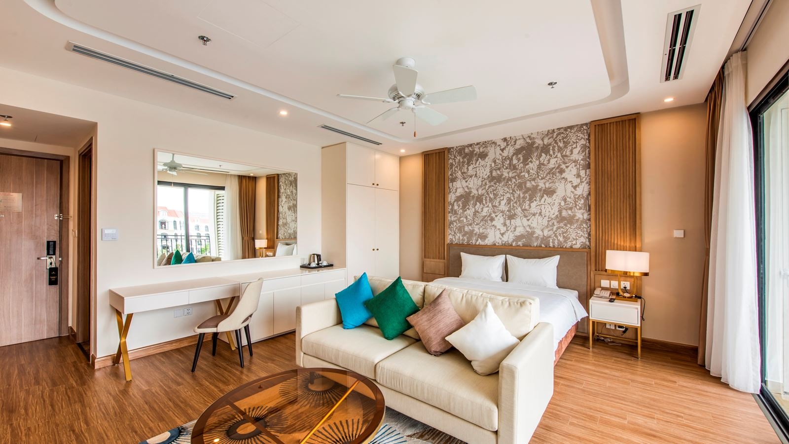 rooms-studio-suite-child-without-extra-bed